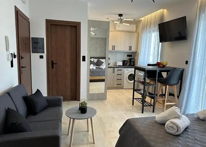 Aphrodite Holiday Home